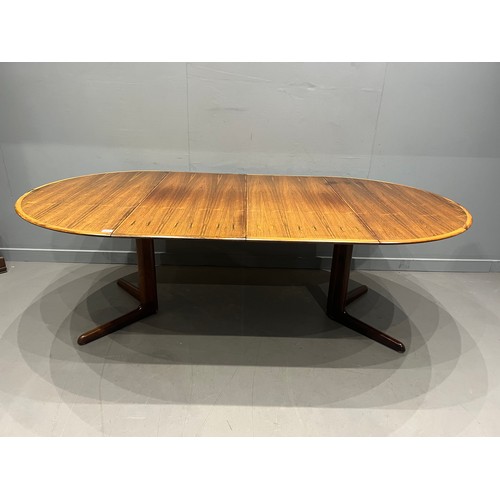 22 - Danish extending dining table by Dyrlund