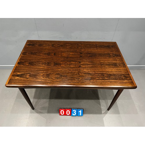 31 - Mid century rosewood extending table johannes Anderson