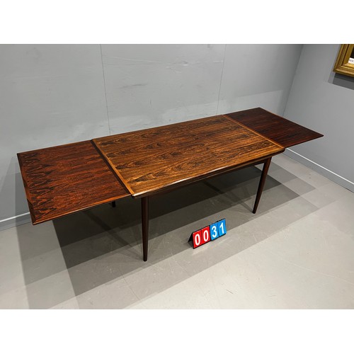 31 - Mid century rosewood extending table johannes Anderson