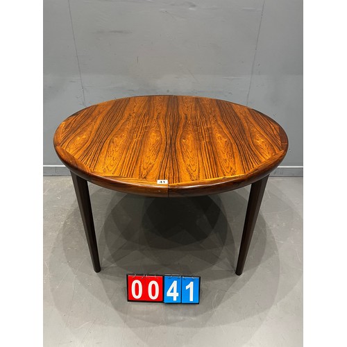 41 - Mid century rosewood dining table