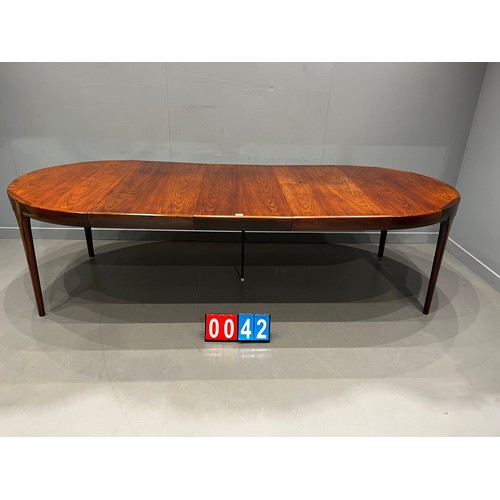 42 - Mid century rosewood dining table by Kofod Larsen for faarup mobelfabrik