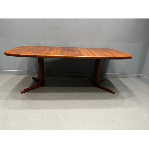 93 - Mid century dining table extending 2 leaves GORDON RUSSELL ?