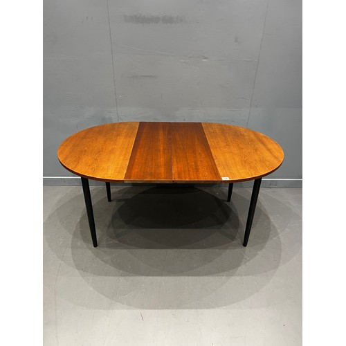 94 - Danish dining table for troeds (extending 2 leaves)