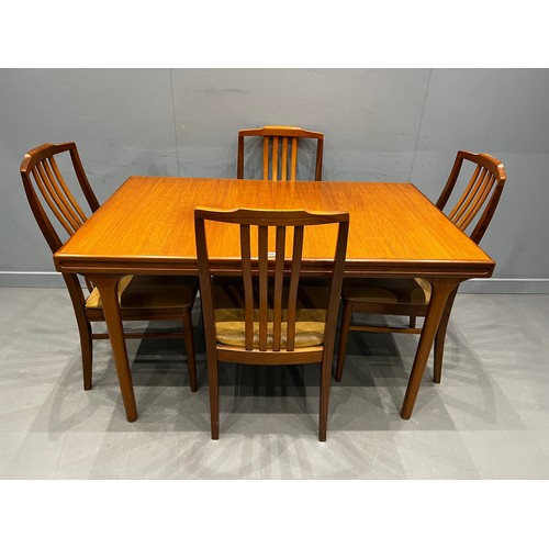 103 - Beith craft rectangular dining table + 4 chairs