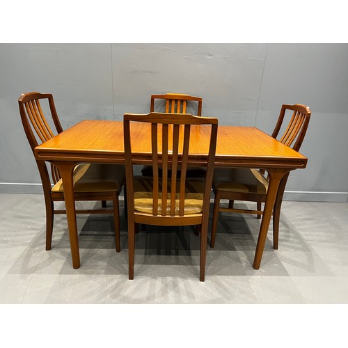 103 - Beith craft rectangular dining table + 4 chairs