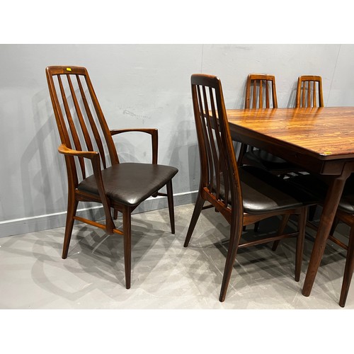 106 - Danish rosewood dining table by Arne vodder for Vamo sonderborg + 8 rosewood dining chairs by Niels ... 