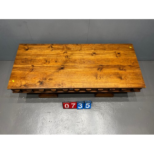 735 - Vintage pine coffee table