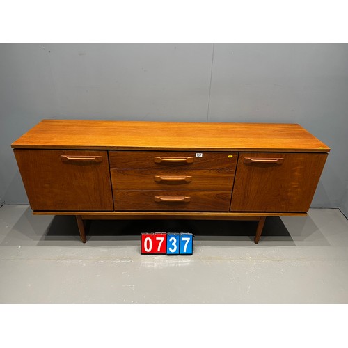 Lot 737       