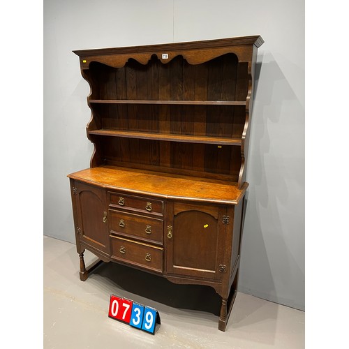 739 - 1920's oak dresser