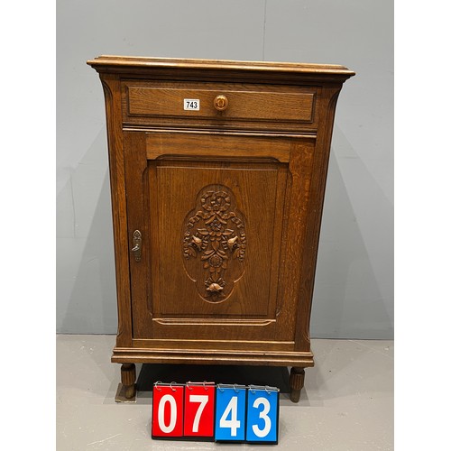 743 - Small french cabinet