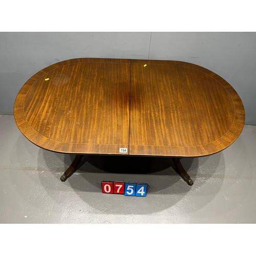 754 - Regency style extending dining table