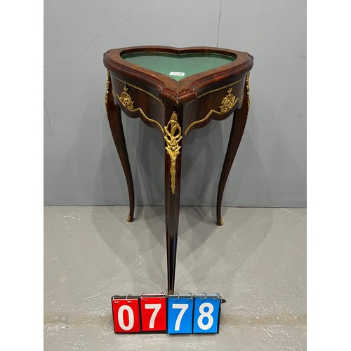 778 - French heart shape jewellery/collectors cabinet