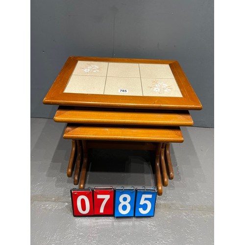 Lot 785       