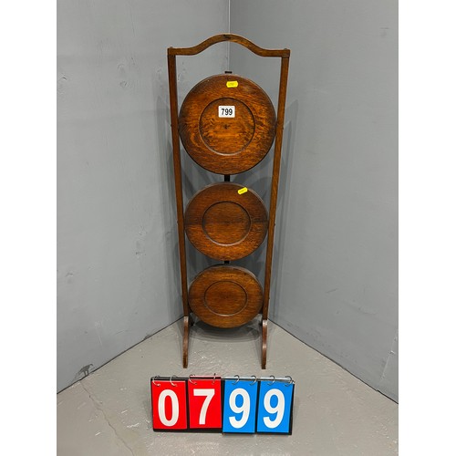 Lot 799       