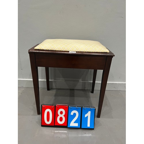 821 - Piano stool/ dressing stool