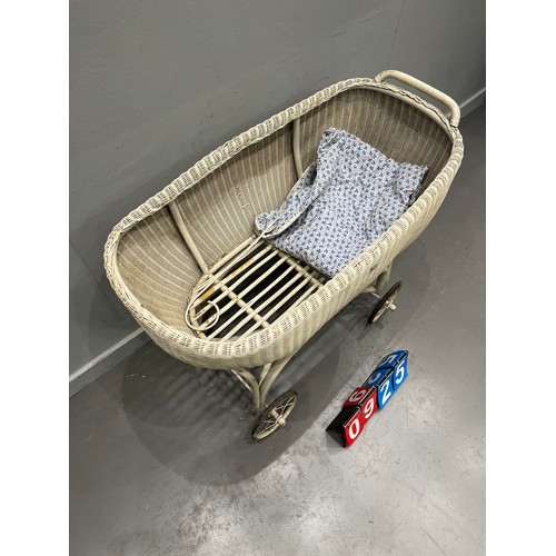 925 - Lloyd loom wicker pram