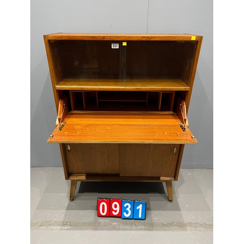 931 - Mid century light oak bureau g-plan e gomme?