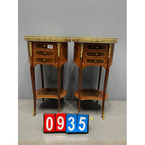 935 - Pair of french inlaid marble top night stands with gilt ormolu & gallery