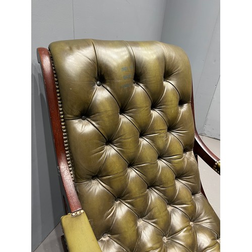 937 - Vintage green leather chesterfield slipper chair