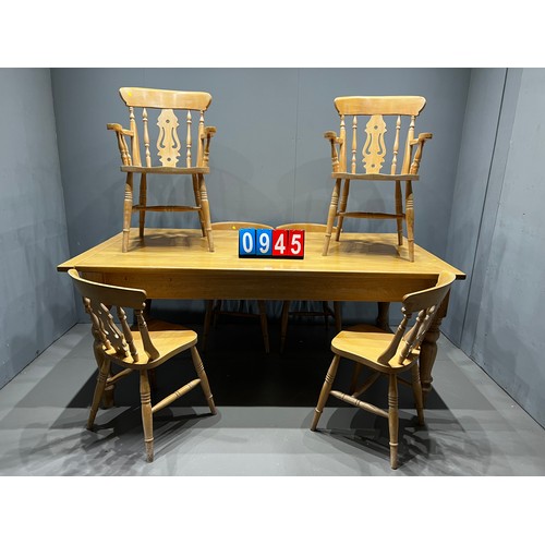 945 - Country farmhouse solid oak table & 6 chairs ( chairs loose)