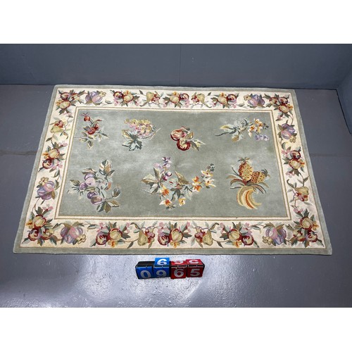 965 - Small size rug