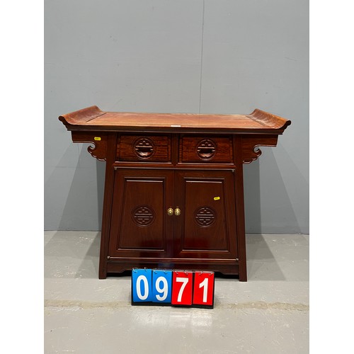 971 - Oriental sideboard/cupboard