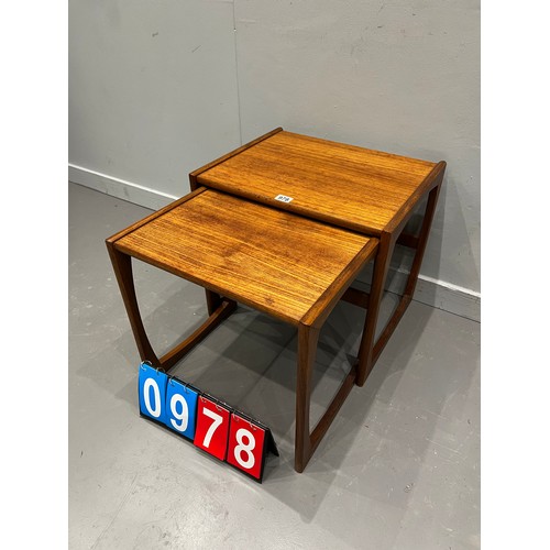 978 - G-plan quadrille nest of 2 tables