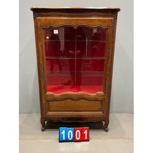 1001 - French oak display cabinet with glass shelves