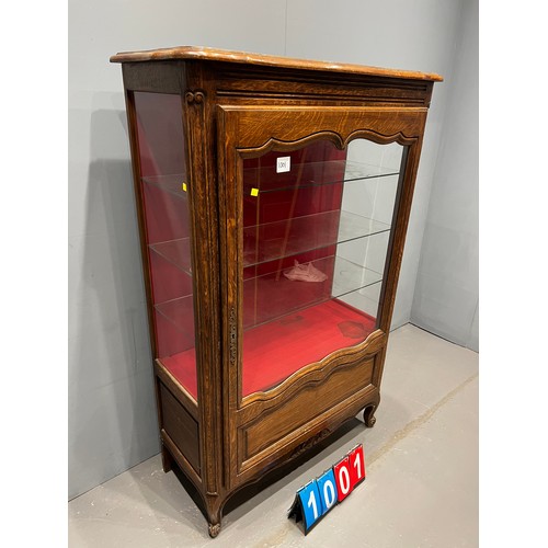 1001 - French oak display cabinet with glass shelves