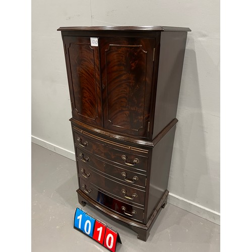 1010 - Regency design mahogany cocktail cabinet with brushing slide