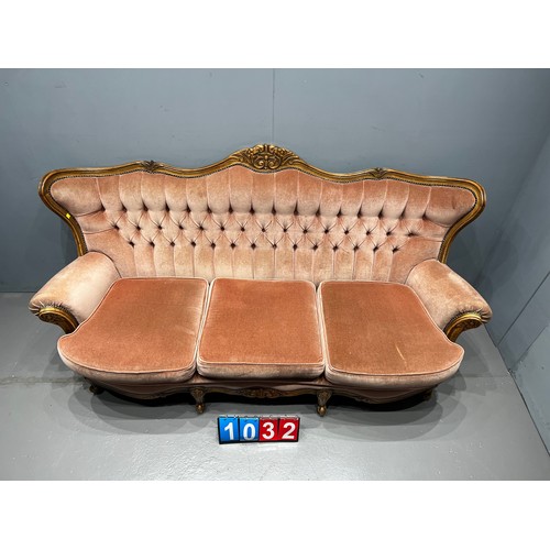 1032 - Italian 3 seater love sofa