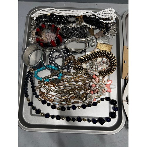 427 - 3 Lots good costume jewellery