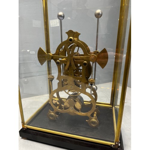 657 - Grasshopper skeleton clock