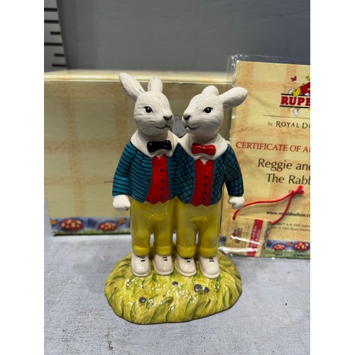 441 - Royal doulton Rupert the bear 'Reggie & rex the rabbits' with cert & boxed