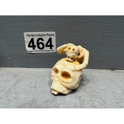 464 - Bone skull netsuke