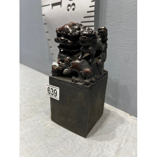 639 - Large foo dog bronze seal