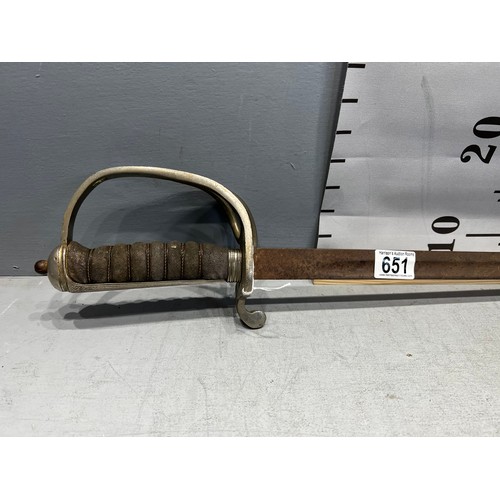 651 - Vintage officers cavalry sword