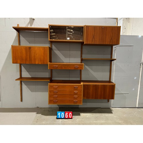 1060 - 3 bays of danish Peter Sorensen system including 4 boxes + 4 drawers chest + 3 shelves