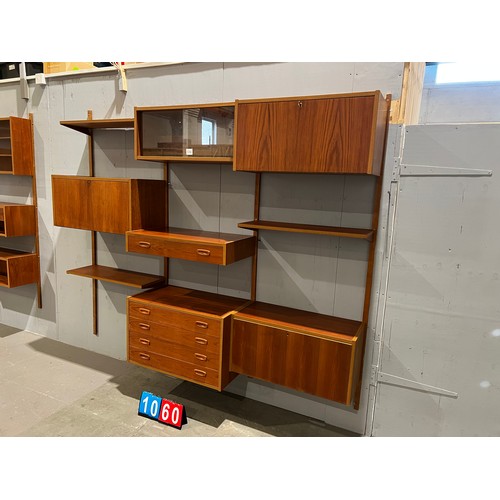 1060 - 3 bays of danish Peter Sorensen system including 4 boxes + 4 drawers chest + 3 shelves