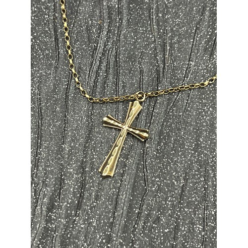 540 - 9ct gold cross and chain  4.2g