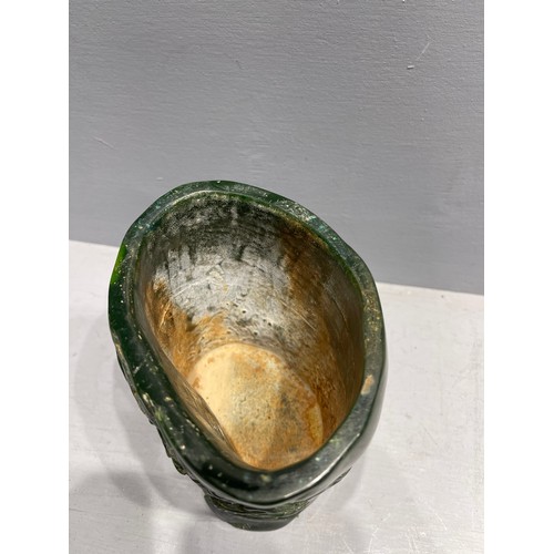 622 - Jade brush pot