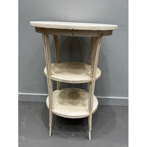 745C - French oval painted side table