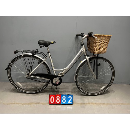 Dawes ladies bike with basket