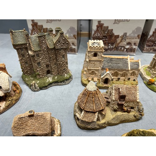 35 - 10 Boxed lilliput lane houses