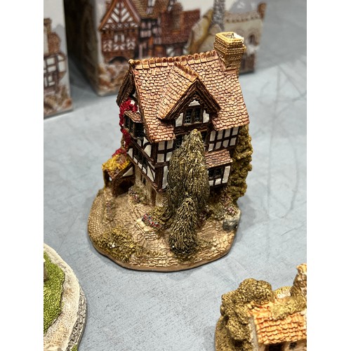 35 - 10 Boxed lilliput lane houses