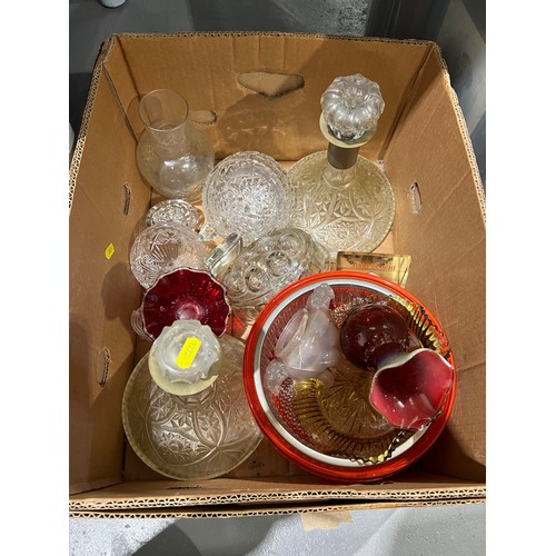77 - Box glassware