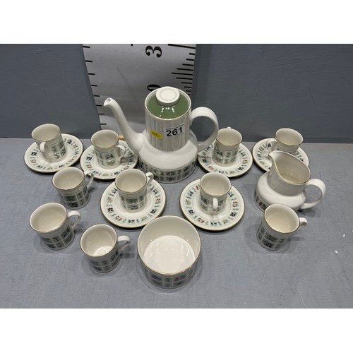 261 - Royal Doulton 19 piece coffee set