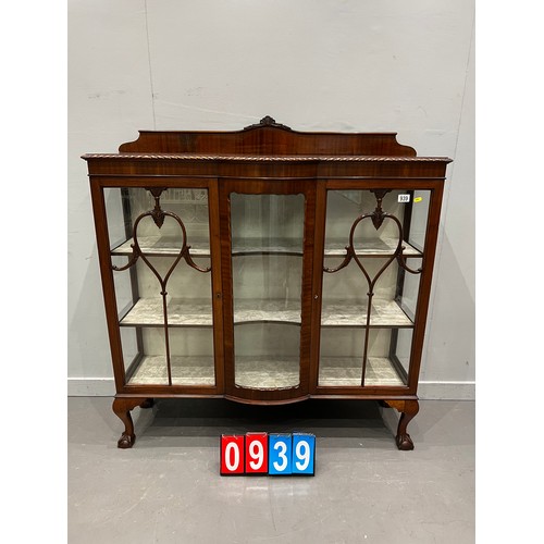 939 - Early 20th century mahogany ball & claw foot display cabinet (superb quality)