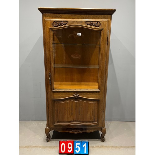 951 - French oak single door cabinet