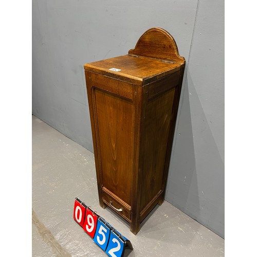 952 - Early 20th century French baguette cupboard